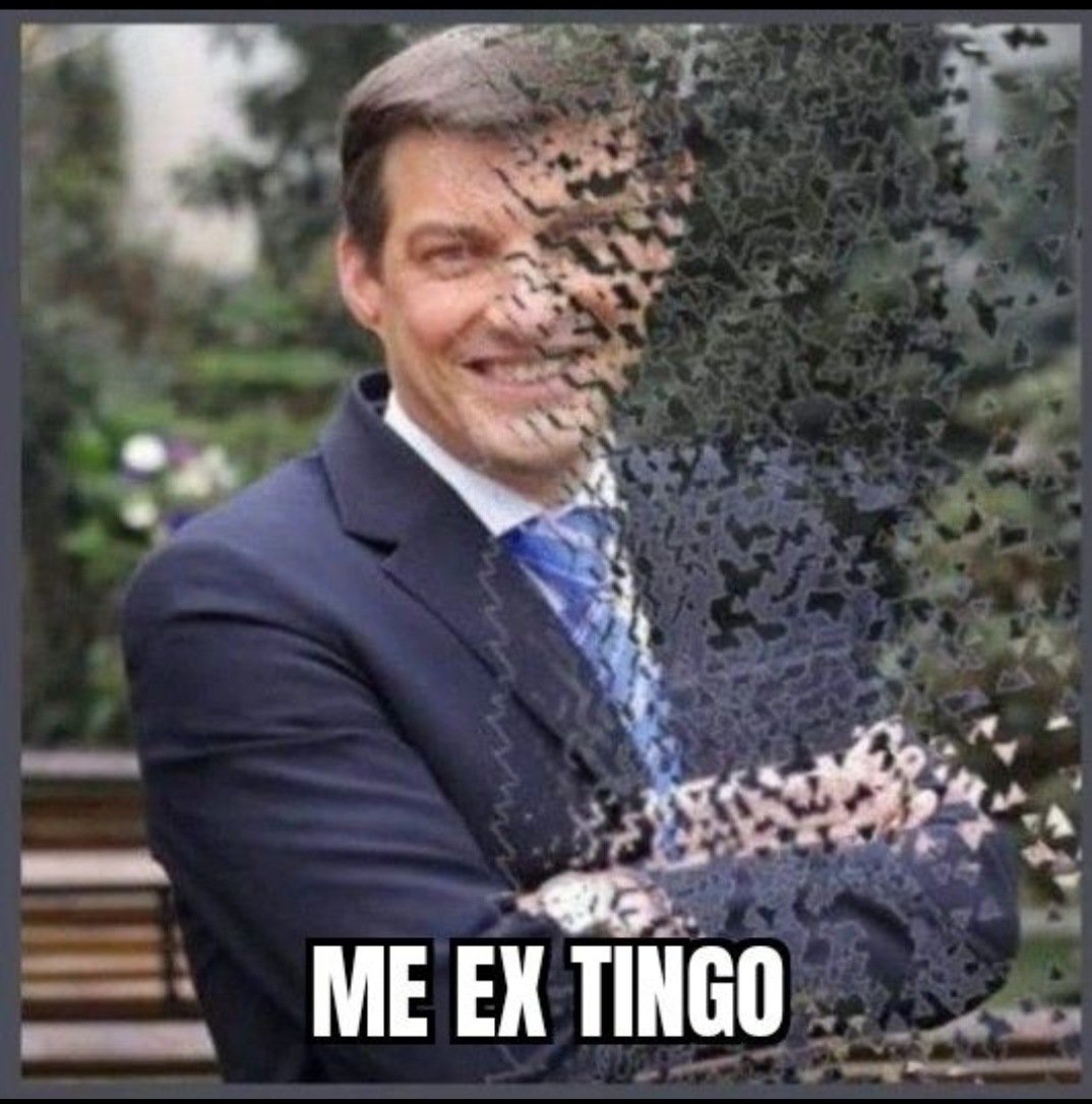 atento44's tweet photo. JAJAJAJAJAJA MEJOR MEME #VivaChile  #CambioDeGabinete https://t.co/7SbyAm3Dhj