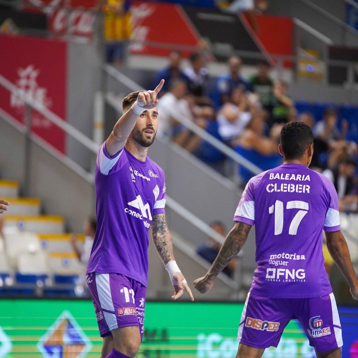 rivillos_10's tweet photo. Acabamos la pretemporada con buenas sensaciones. Preparados para todo lo que nos viene. Ganas e ilusión @PalmaFutsal 💚💜
#Equipo #Go #RV11 https://t.co/Ztjay62lff