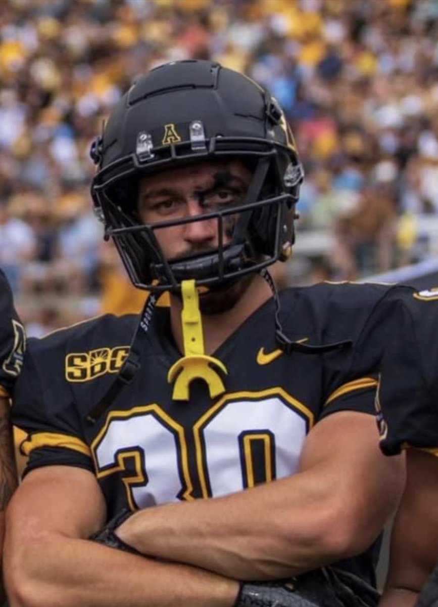 Best of luck this year <a href="/_CarterGG21_/">Carter Greene</a> 
I said it then and I’ll say it again. <a href="/AppState_FB/">App State Football</a> got a steal getting this guy 💯 
<a href="/AlanWacaster/">Crest Football</a> <a href="/CrestFBRecruits/">Crest FB Recruiting</a> <a href="/CleveCoSchools/">ClevelandCountySchs</a> #freakathlete