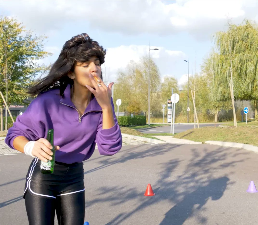 Permanente_off's tweet photo. ✂️[PERRUQUE BREAK - EPISODE 2] ✂️ Après avoir découvert un meurtre, Franck Provock va faire le tour de la ville pour réunir la brigade Permanente et tenter de déjouer le traffic de perruques frelatés de Charles Magne.

Episode 3 dès vendredi prochain ! 

#film https://t.co/qvLqiC7fve