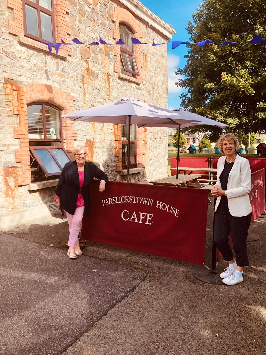 ivanabacik's tweet photo. Great to see all the amazing work going on at ⁦⁦@ParslickstownH⁩ during our visit today with Cllr Mary McCamley &amp; ⁦@JohnWalshDWest⁩ #Parslickstown ⁦@D15CDT⁩ #Dublin15 https://t.co/8sRxheHW8I