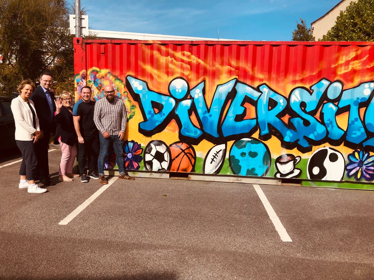 ivanabacik's tweet photo. Great to see all the amazing work going on at ⁦⁦@ParslickstownH⁩ during our visit today with Cllr Mary McCamley &amp; ⁦@JohnWalshDWest⁩ #Parslickstown ⁦@D15CDT⁩ #Dublin15 https://t.co/8sRxheHW8I