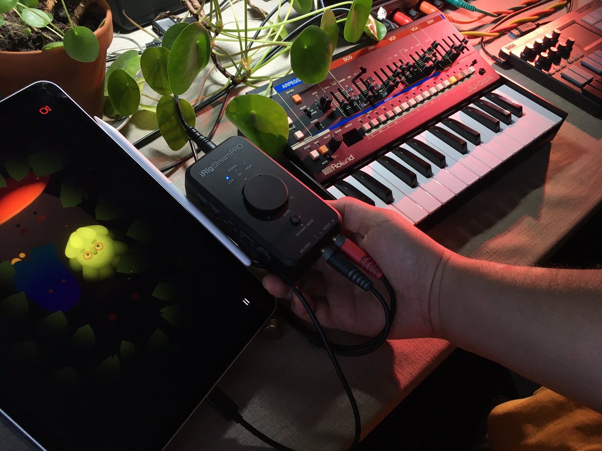 jakob_haq's tweet photo. @forestrobots @jjbbllkk @Hainbach101 @ioramastudio Works with a sound interface. I used an #iRigStreamPro from @ikmultimedia and ported sound into that from the #JU06a. I also used the “singalong” mode in the Chantlings app which works live and mixes “mic” sound with chantlings choir. In my case it mixed the synth sound in. https://t.co/IYVyaqUJTD