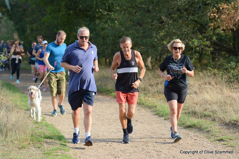 This week's run report - Bee-ware Hornets - is out for your enjoyment - parkrun.org.uk/wimbledon/news… - thanks to Annie Tosh for the words and Clive Scammell for the photos.