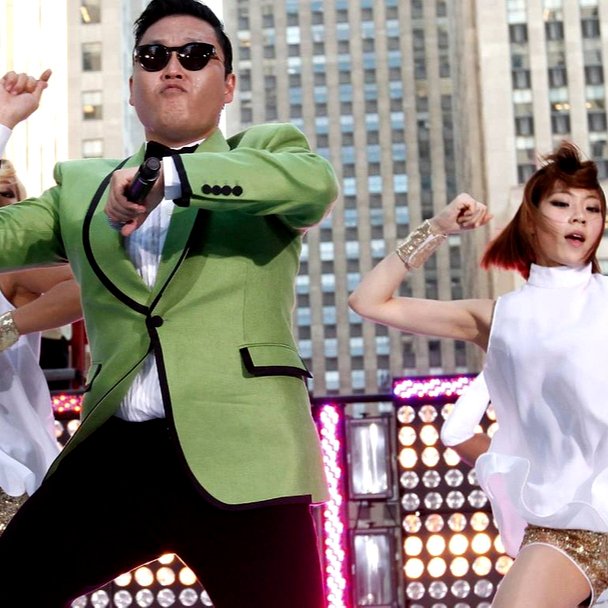 Knightox_london's tweet photo. LOVE YOUR K-POP? OR INTO THE SQUID GAMES? 🦑

Our highlight this week is the highly anticipated upcoming large-scale exploration of Korean pop culture and the first of its kind in the UK.

Held at The V&amp;A, ’Hallyu! The Korean Wave’ will be opening from the 24th September 10 https://t.co/RKiin5EYua