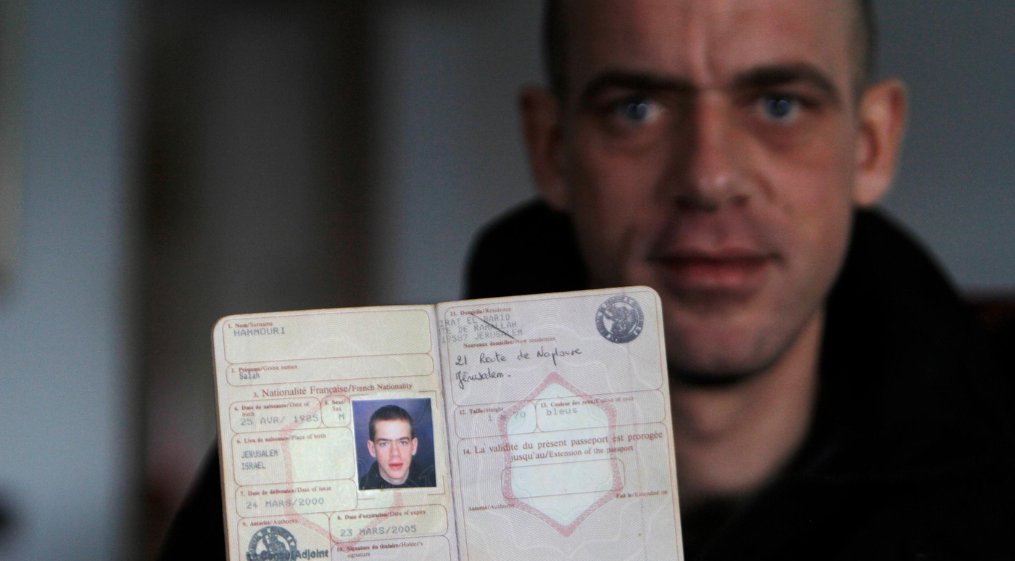 Israel extends detention of Palestinian French human rights lawyer Salah Hammouri, who has been held without trial since March and has not been charged aje.io/nanufa