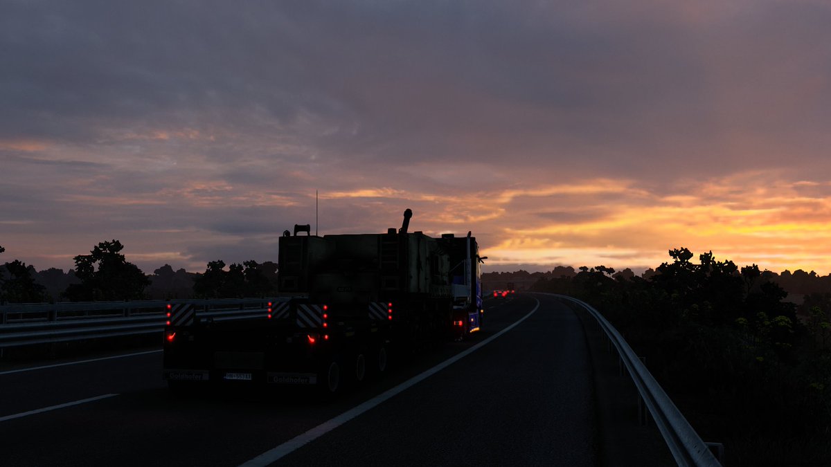 Trainscj's tweet photo. ¡¡La foto ganadora de nuestro "Concurso Foto Semanal" ha sido la enviada por @Sergiob_93ttv !!
Con ese precioso atardecer Sergio decidió enviarnos esta hermosa fotografía 😍

#ETS2 #EuroTruckSimulator2 #Foto #Photo #Fotografía #photography #Camión #Truck #Lorrie #atardecer https://t.co/36cnwnKIMF