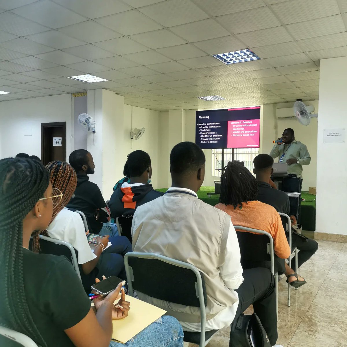 EpitechBenin's tweet image. Aujourd'hui, lancement de l'#EpitechMoonshot pour nos Teks 3 dans le cadre de leur EIP (Epitech Innovative Project).

Cette année les thématiques sont : le climat, la santé, l'économie et la société.