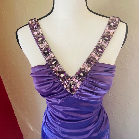 So good I had to share! Check out all the items I'm loving on <a href="/Poshmarkapp/">Poshmark</a> from <a href="/TheRealKaos2016/">Kimberly Sutton</a> #poshmark #fashion #style #shopmycloset #mudpie #nike #citytriangles: posh.mk/fnV8xNQY4sb