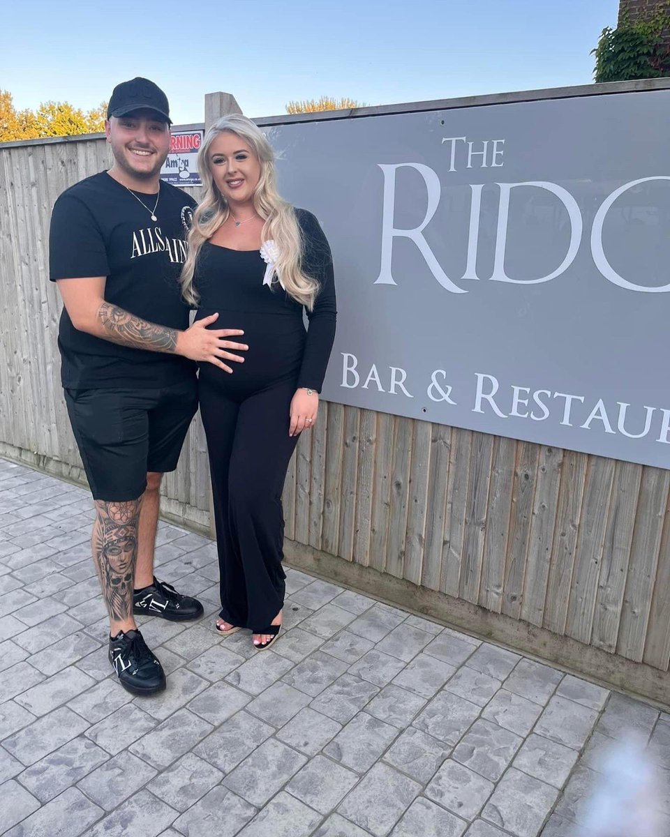Mad to think that our little princess is due next month!!!🤩Can’t explain how proud I am of my amazing fiancée Lauren Bennett! She’s been absolutely awesome all the way through this pregnancy, not long to go now!😁💖💖 <a href="/LaurenB1998x/">Lauren Bennett</a>