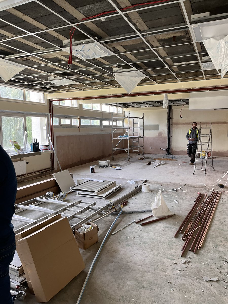 Work is progressing and on track for WGU’s new clinical learning spaces including this room which will be used by our Paramedic Science students 🚧👷‍♂️🔧🔨🪛