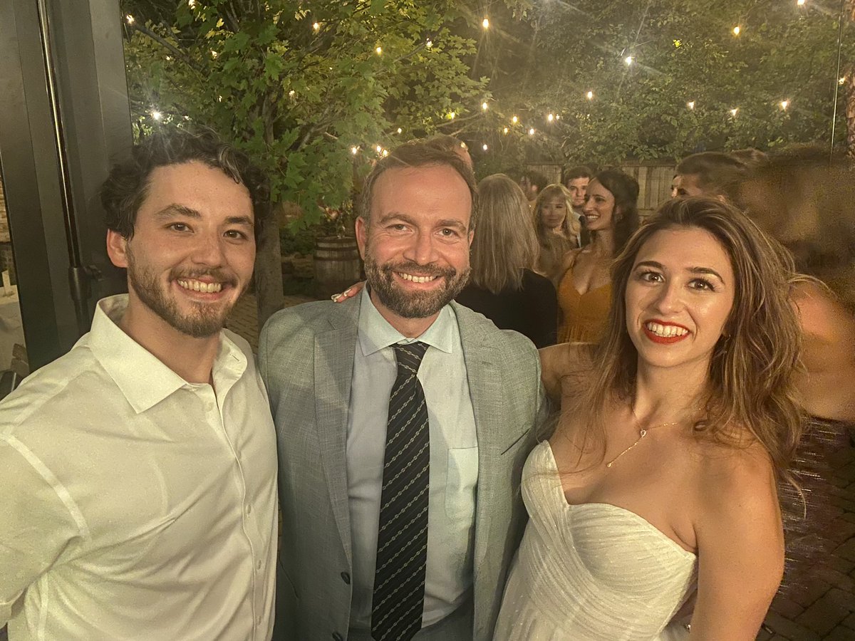 NaderDahdaleh's tweet photo. Our chief resident @michael_cloney just got married to Dr Nadia Nabulsi. It feels like it was just yesterday when as an intern he met with me to team up on research projects. Little did I know that he will become the backbone of spine outcome research @NeurosurgeryNM.
More 
1/2 https://t.co/5lLumdUbsS