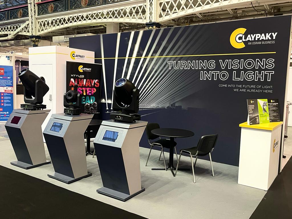 ClayPakyNews's tweet photo. Talking about our newest #products and #technologies during the today's seminars at @plasashow in London!
#Claypaky #TurningVisionsIntoLight #XtylosFamily #VoleroBattenAqua #SinfonyaProfile600 #TamboraFlash #TamboraLinear #CloudIO #Plasa2022 https://t.co/vaeJzMWUl1