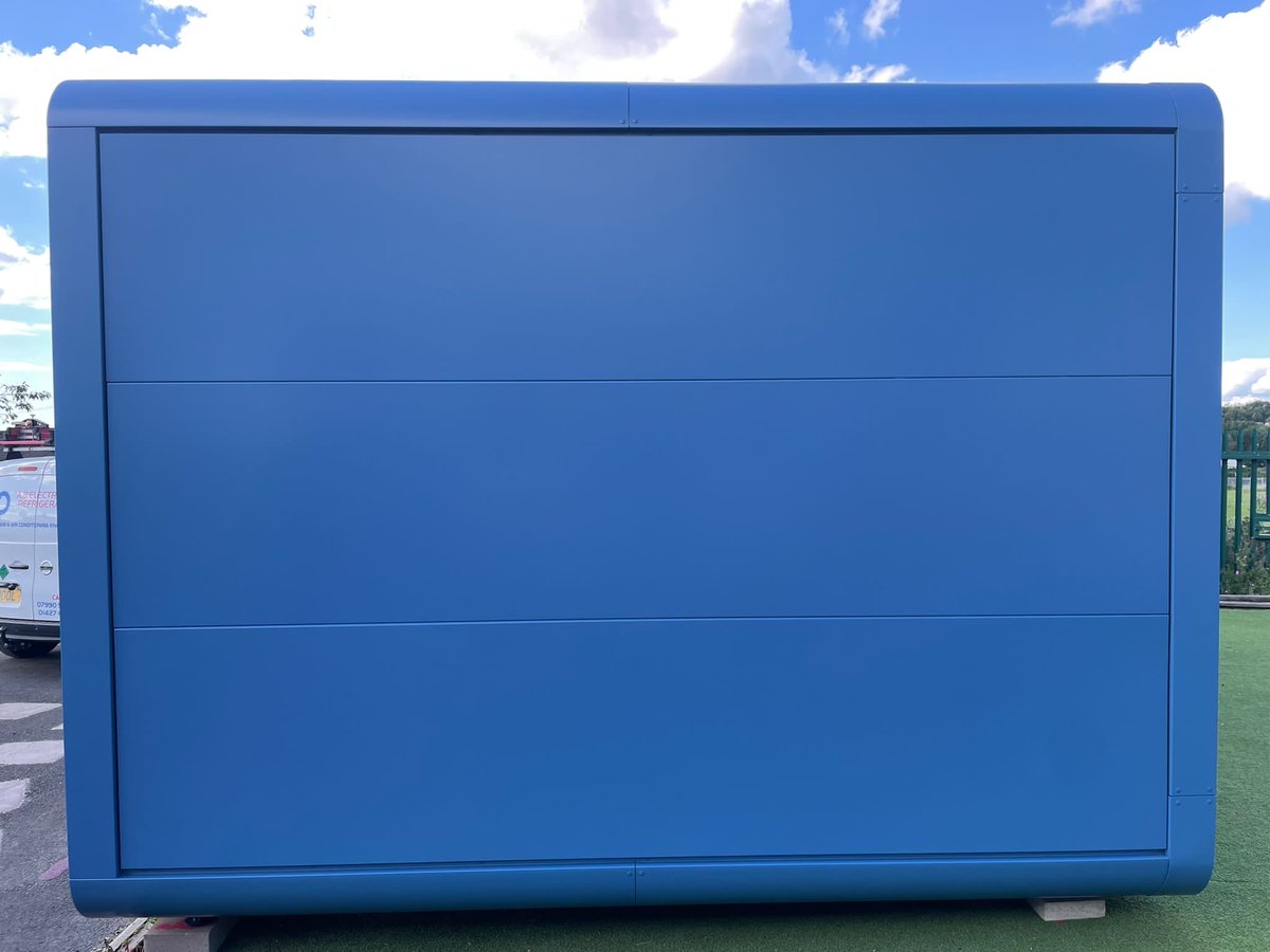 Smartpodspaces's tweet photo. Back to School!!
Here is one of our many Education pods being installed over the summer.
#smartpod #smartpods #modularbuilding #pod #design #smartspaces #interiordesign #education #school #library https://t.co/bwZs2kDI7p