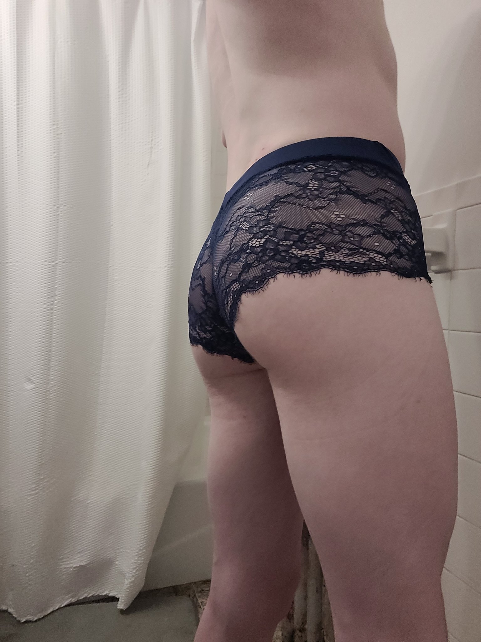 2 pic. More lace~ https://t.co/iFCrIbEWet