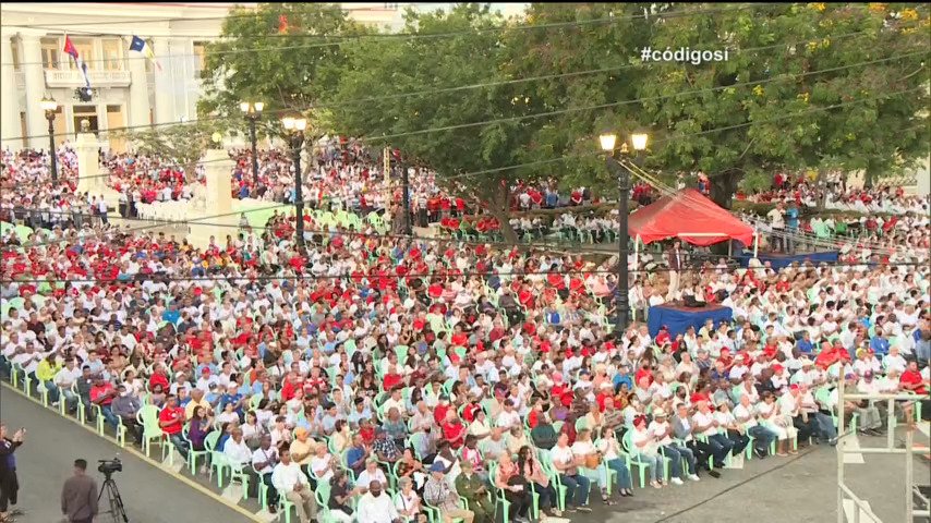 #FidelPorSiempre:
"No pudimos mantener entonces el Cayo, no pudimos mantener el Colegio San Lorenzo, ni el Ayuntamiento, ni el parque Martí, ni la ciudad… No lo tomamos entonces, pero lo tomamos después, y lo tiene nuestro pueblo ahora definitivamente..."