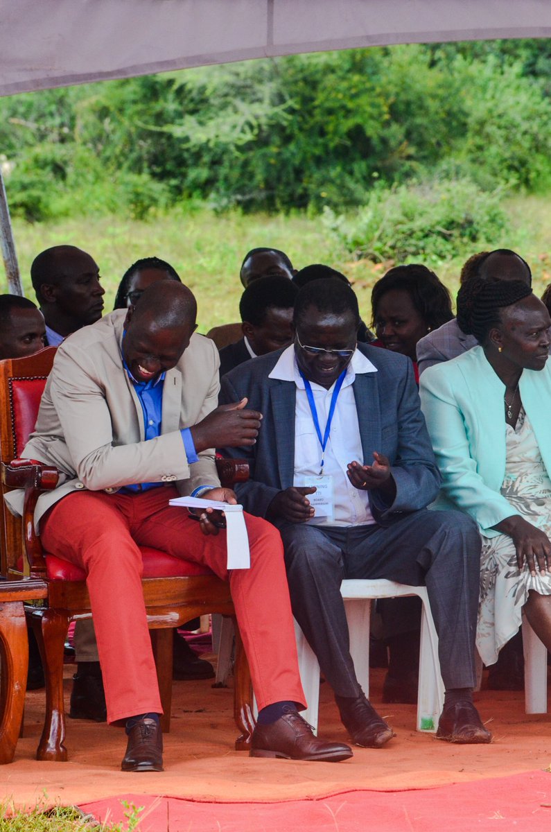 BSogomo's tweet photo. Congratulations to H.E. William Samoei Ruto on his well deserved victory at the ballot and at the Supreme Court. The people spoke and the Judges have spoken. We look forward to an accelerated development tempo through the bottom up approach. Cheers. https://t.co/HOZMzK2WQY