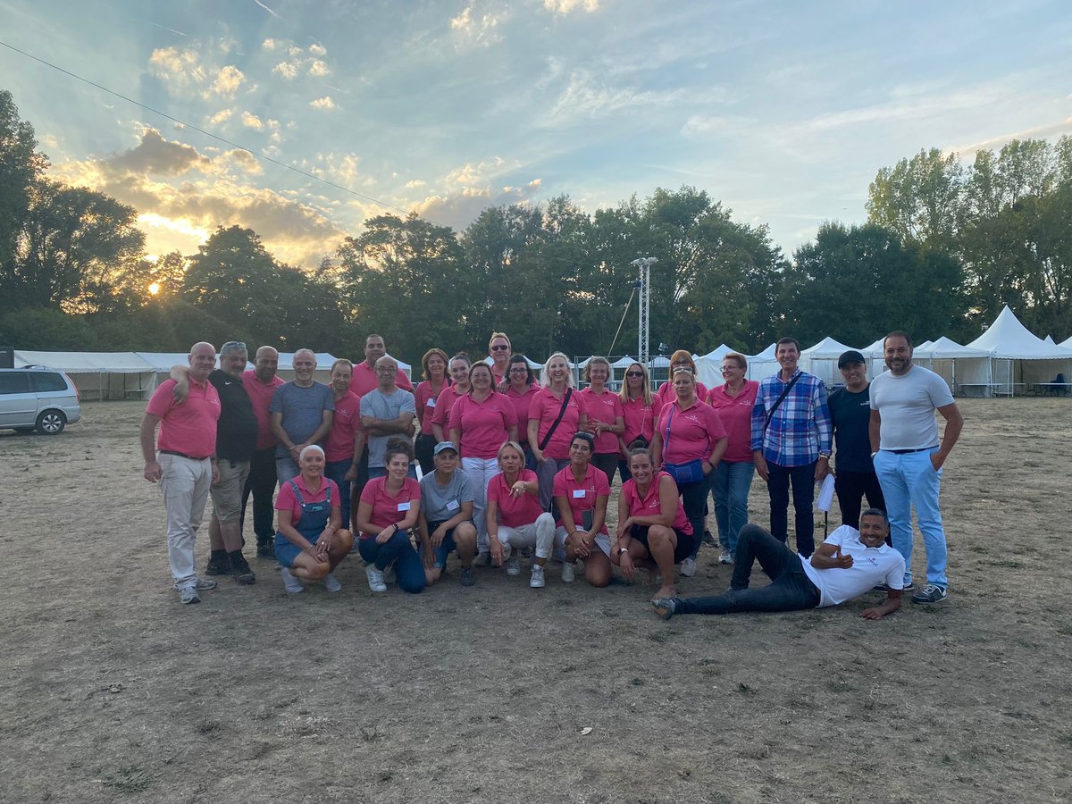 CTRueil92's tweet photo. 🎯Le Forum des Associations de Rueil-Malmaison a réuni 17000 personnes ! 
👏Merci à tous les Bénévoles de faire vivre le tissu associatif extrêmement dynamique 👏
🔆Un grand merci à toutes les équipes. 
🎈Bonne rentrée à tous https://t.co/wPrN8teBXi