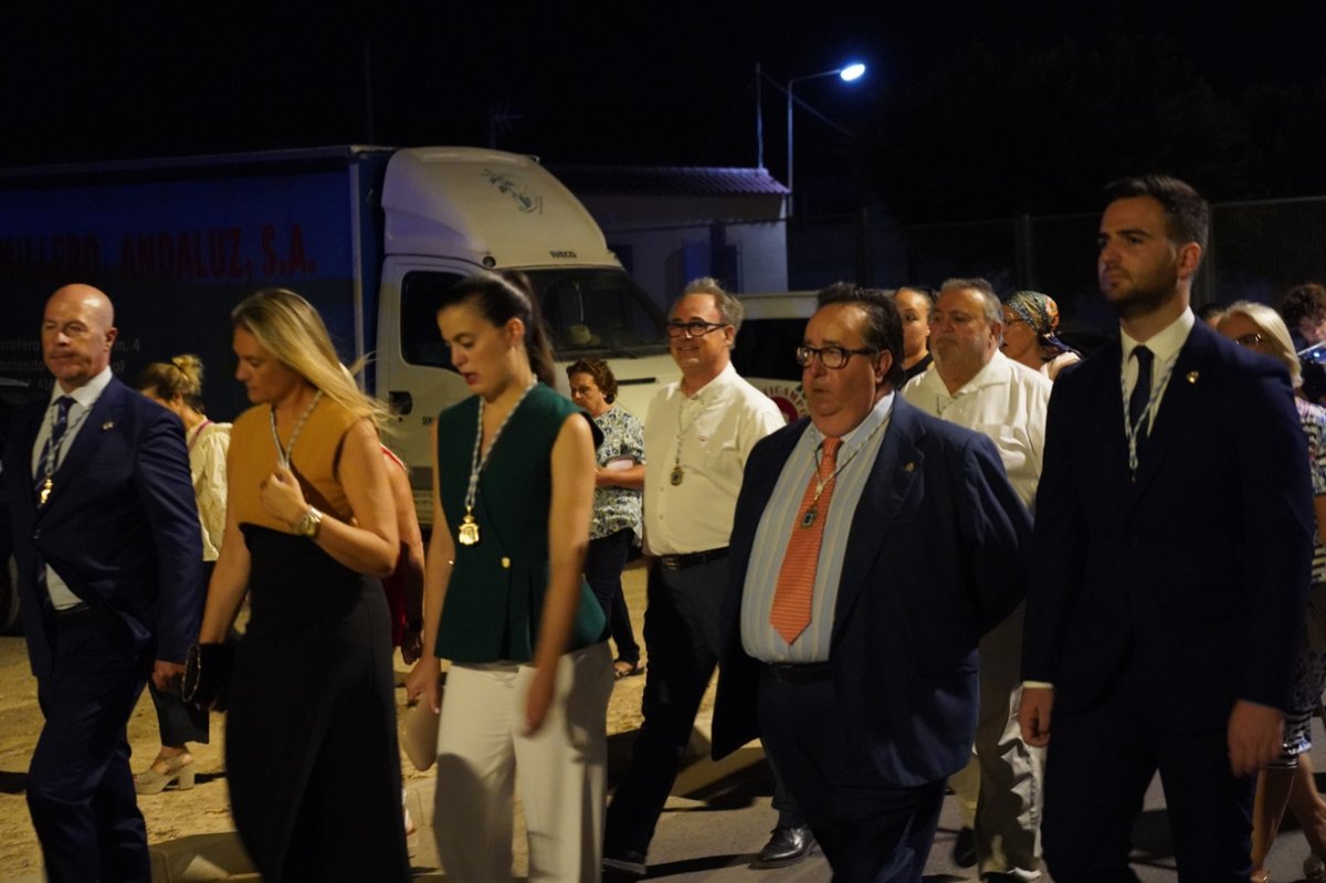 AytoRoquetas's tweet photo. 🎉Hemos finalizado las 𝗳𝗶𝗲𝘀𝘁𝗮𝘀 𝗱𝗲 𝗟𝗮𝘀 𝗟𝗼𝘀𝗮𝘀 en una auténtica fiesta de la convivencia junto a los vecinos de #RoquetasdeMar.🎉 

✝ Un fin de semana en el que vivimos la santa misa y  procesión al Inmaculado Corazón de María como cierre a las celebraciones https://t.co/pLRUAEbOEr