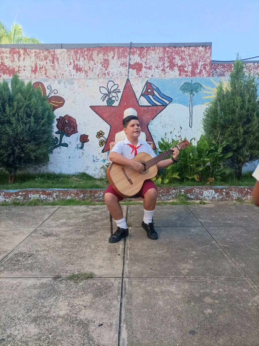 YaimaAngelHern1's tweet photo. Reinicia el curso escolar en el S/I Orestes de la Torre Morgado en Santa Clara. #Cuba #VillaClara #CubaPorLaPaz https://t.co/wDdxd77S5z