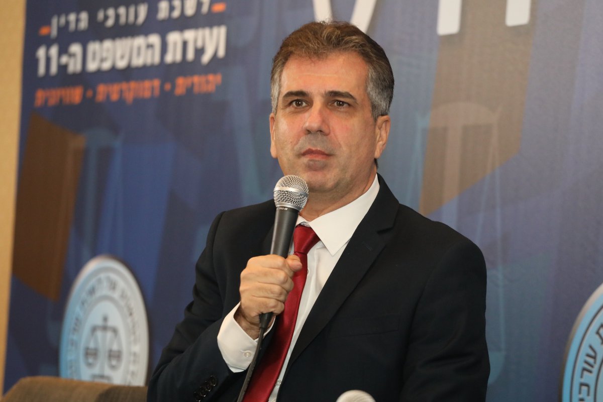Israel_Bar1's tweet photo. ח"כ אלי כהן @elicoh1 ב #ועידתהמשפט: "באילו עוד דמוקרטיות השופטים ממנים את עצמם? מדברים על זה כאילו זה איום, אבל החלפת היועמ"שית זה לא איום. ברגע שיש ממשלה נבחרת - צריכה להיות לה הסמכות. אתה רוצה לעבוד עם האנשים שאתה בוחר. מי שנותן דין וחשבון לציבור זה נבחרי הציבור, לא הפקידים" https://t.co/ugOKlMOmpH