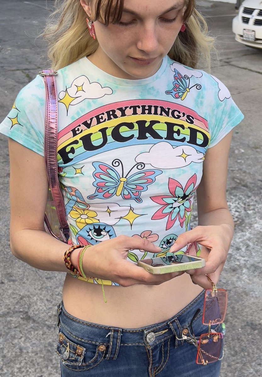 shirtsthtgohard's tweet photo. https://t.co/Wn0wMCJ5ZR
