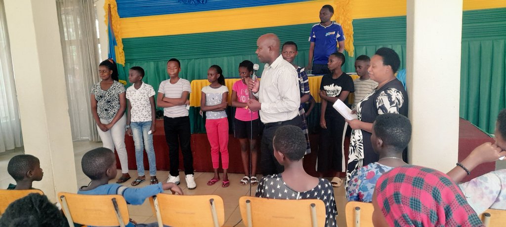 capistran_jean's tweet photo. @GitegaSector  mu Kagari Ka Kigarama habaye Amatora y'Abahagarariye Abana. Abana nirwo Rwanda rw'uyu munsi n'Urw'ejo hazaza,Tubashyigikire mu Guteza Imbere Imitekerereze Yabo iganisha ku Iterambere Ryabo https://t.co/BfoZQHGEnG