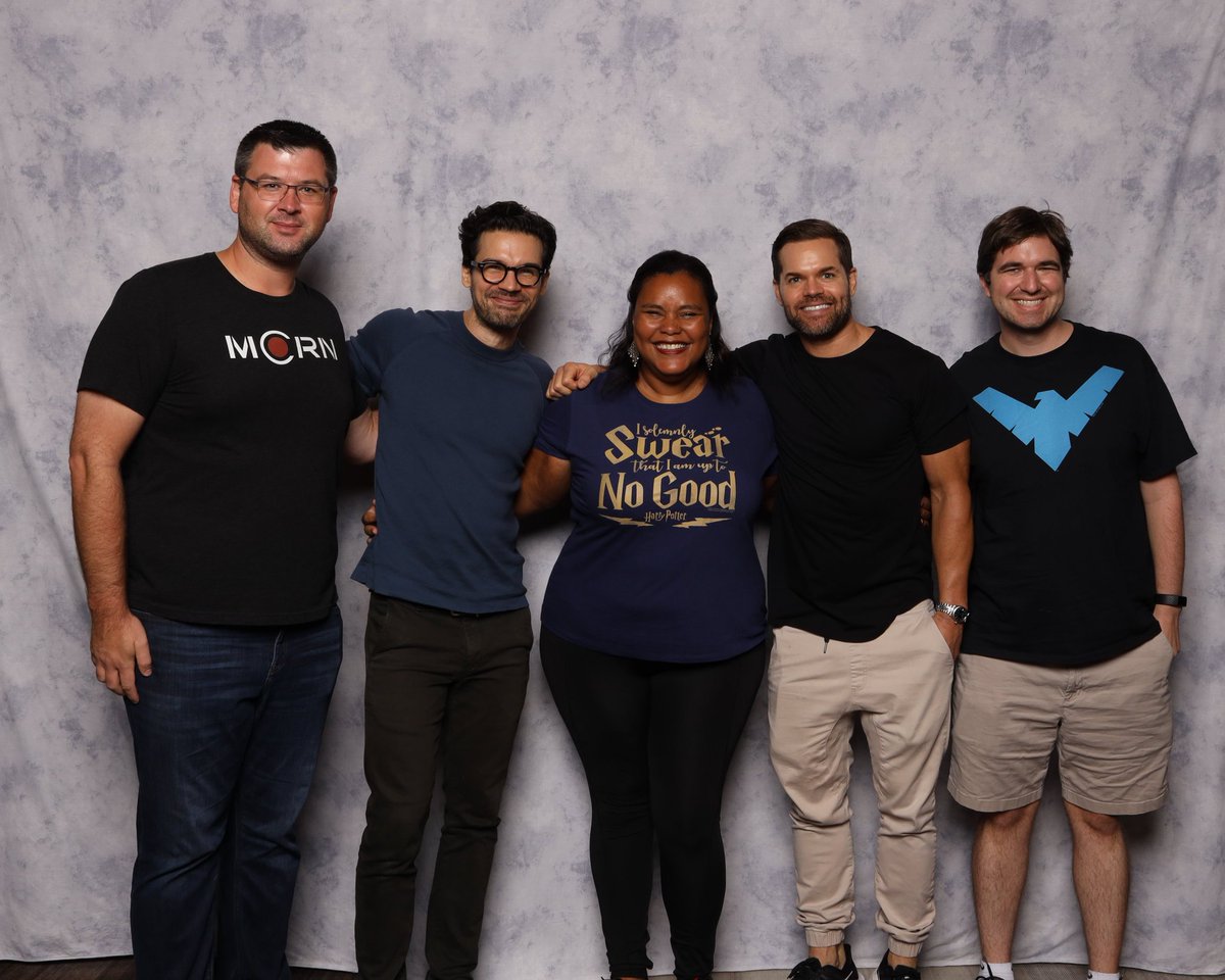 CAHedgespeth's tweet photo. @weschatham @DragonCon Wes, you cannot imagine how wonderful it was to meet you and Steven. To have you be so nice and engaged. You called my friend a "tall drink of water" and it just made our day. Thank you for helping make people feel seen. https://t.co/7RXqlUVzHe