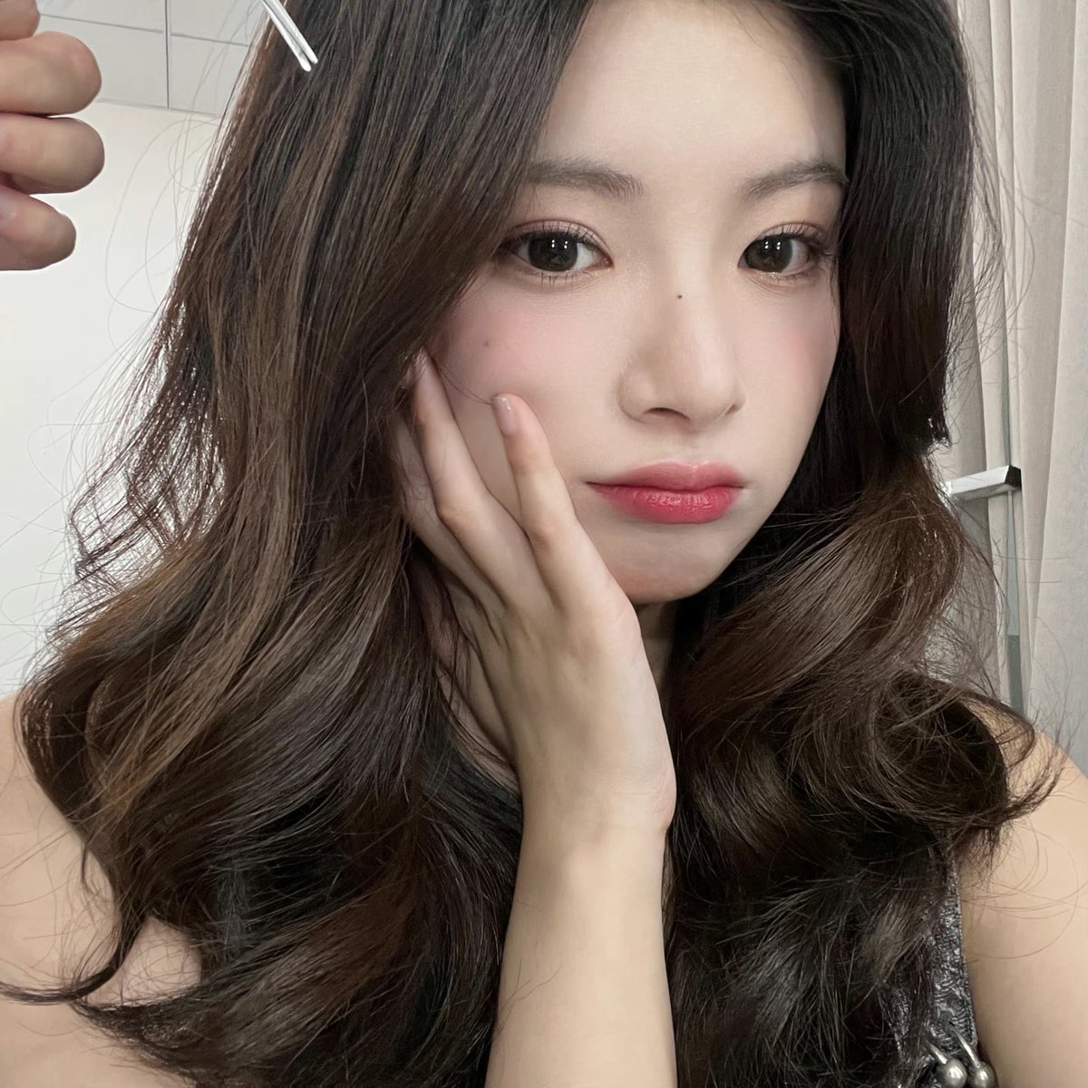 htmiuu's tweet image. hi! i&apos;m natalie, new to #studytwt!!

         about me :
     - she/they, 14, intp
     - filo/eng
     - grade 9 hs 
     - likes kpop, manhwas, cats.

like / rt to be moots :D