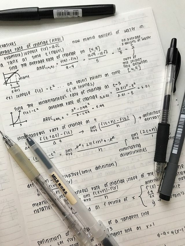 htmiuu's tweet image. hi! i&apos;m natalie, new to #studytwt!!

         about me :
     - she/they, 14, intp
     - filo/eng
     - grade 9 hs 
     - likes kpop, manhwas, cats.

like / rt to be moots :D