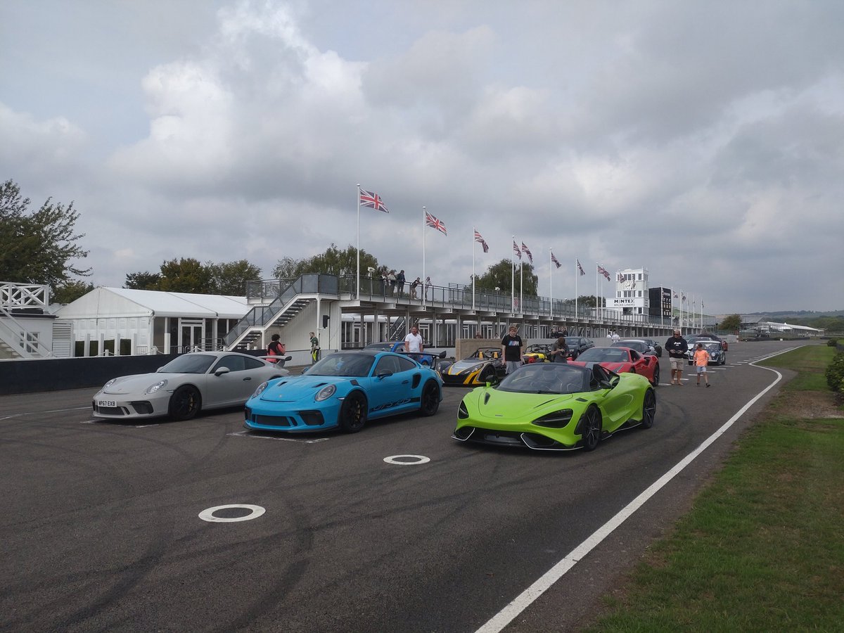 TinTopsuk's tweet photo. Had a great day at Goodwood with @EventsSalone last Saturday, lots of people interested in the bespoke bags we make at @it_rocked

Hopefully we will be back next year and even more hopefully I can head out on to track! https://t.co/3085NBL4nx