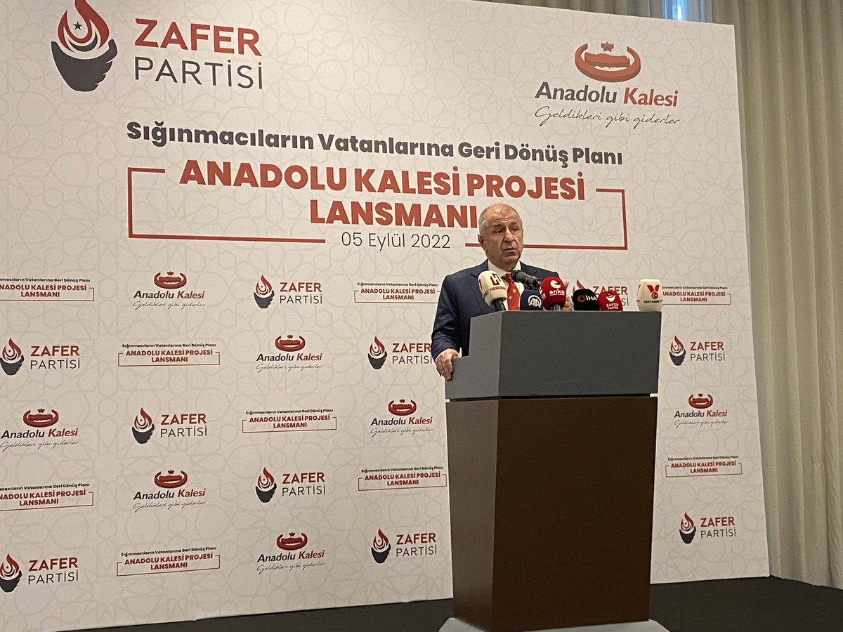 KaracasuHande's tweet photo. 🗣️ Ümit Özdağ: “Türkiye'yi 20 yıldır sözde siyasal İslamcı özde Türk düşmanı bir zihniyet yönetiyor.” https://t.co/oJrkDxVwml