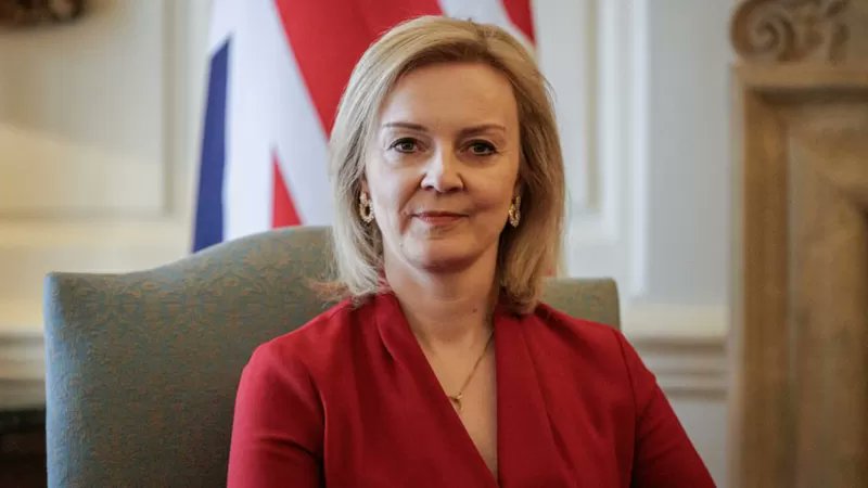 2. Demir Leydi dönemi mi
yoksa,
2. Mumya dönemi mi
başlıyor...
MARY ELIZABETH TRUSS [MET] yeni İngiltere Başbakanı...