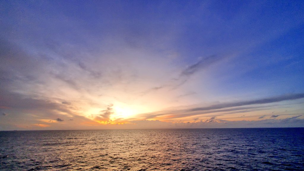 RedbeardILRCSAA's tweet photo. Was out on the wing enjoying the scenery... then i felt a disturbance in the force... we aren't alone out here tonight

#Sailor #3rdMate #PiratesLifeForMe https://t.co/zOTshBHZvv