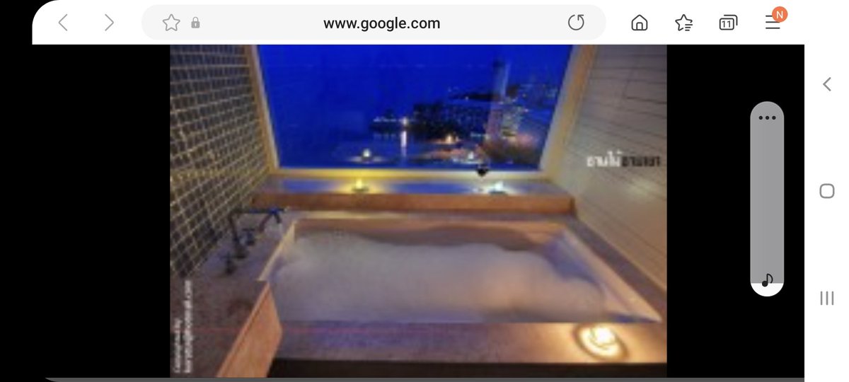 สอบถามหน่อยคะ พอรู้จัก รร ที่มีอ่างจากุชชึ่แช่ได้3-4คน สามารถ มองวิวกรุงเทพ ยามค่ำคืนสวยๆ outdoorได้ยิ่งดี แนะนำหน่อยค่า ขอบคุณค่า