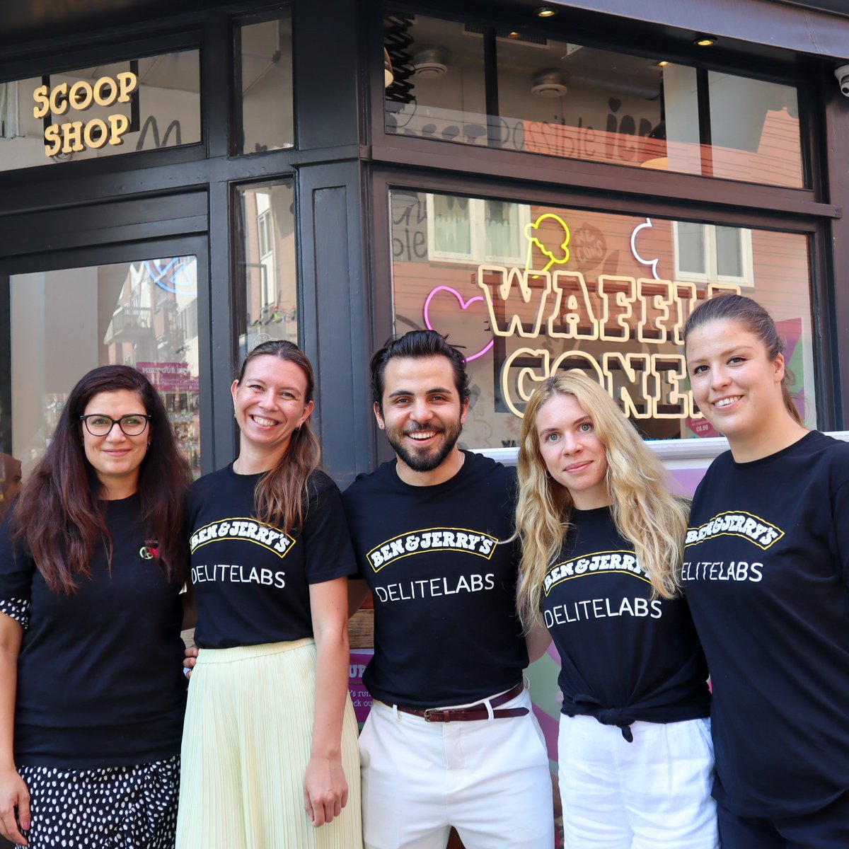 BenJerrysNL's tweet photo. Last week we launched our new Ice Cream Shake called ‘ Sweet Rose and Peace-taccios’, inspired by newcomer entrepreneurs from our entrepreneurship program. All proceeds will go to support newcomer business ideas! Try it now in our Scoop Shop in Rotterdam! https://t.co/mWghGyvw2u