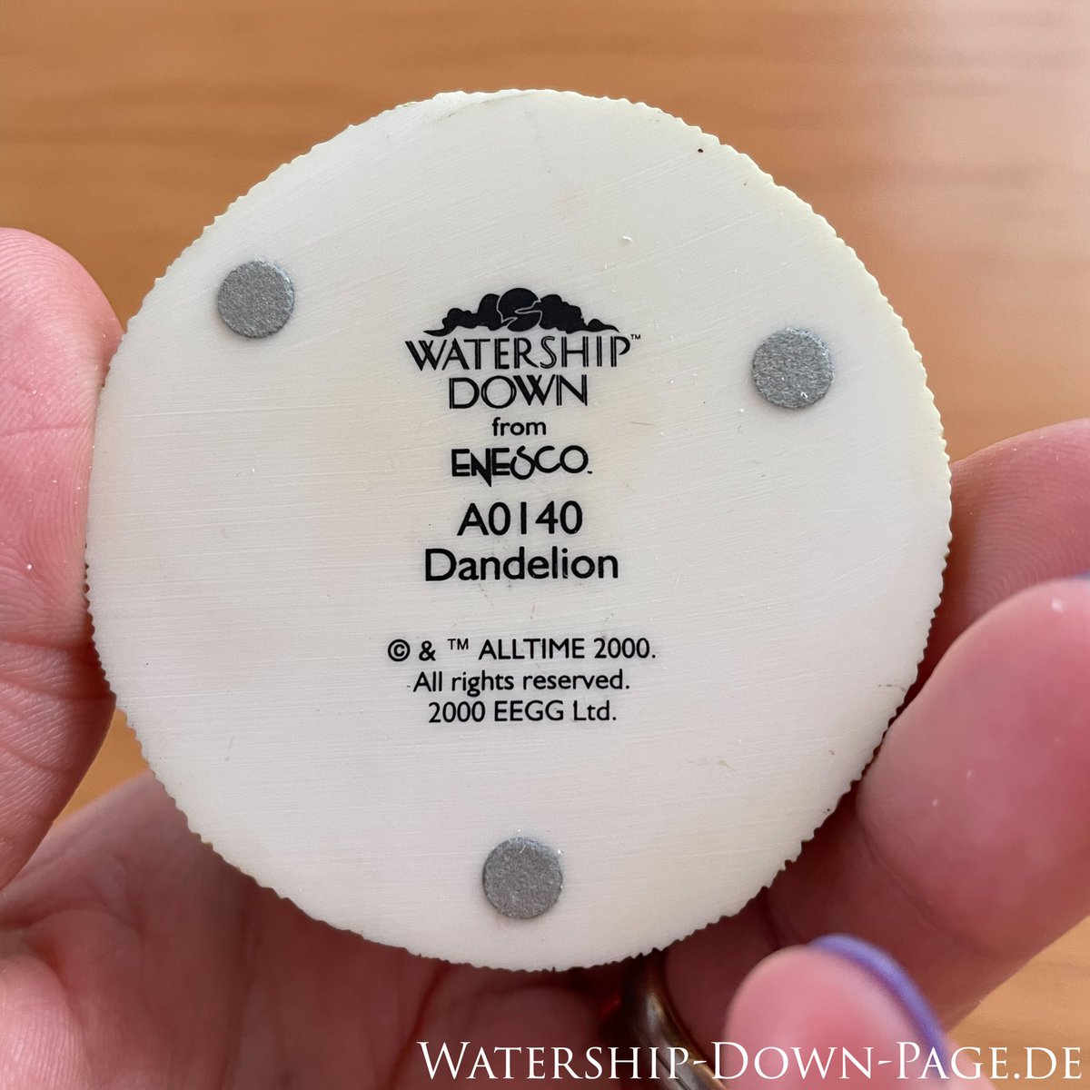 Thlayli_WDP's tweet photo. OMG, I was able to get another one of those #Enesco figures to the #WatershipDown Cartoon ๐ญ๐
Still miss few of them, but Iโm happy I could catch #Dandelion ๐ฅฐ
#WatershipDownCollection https://t.co/WTVLxOB71N