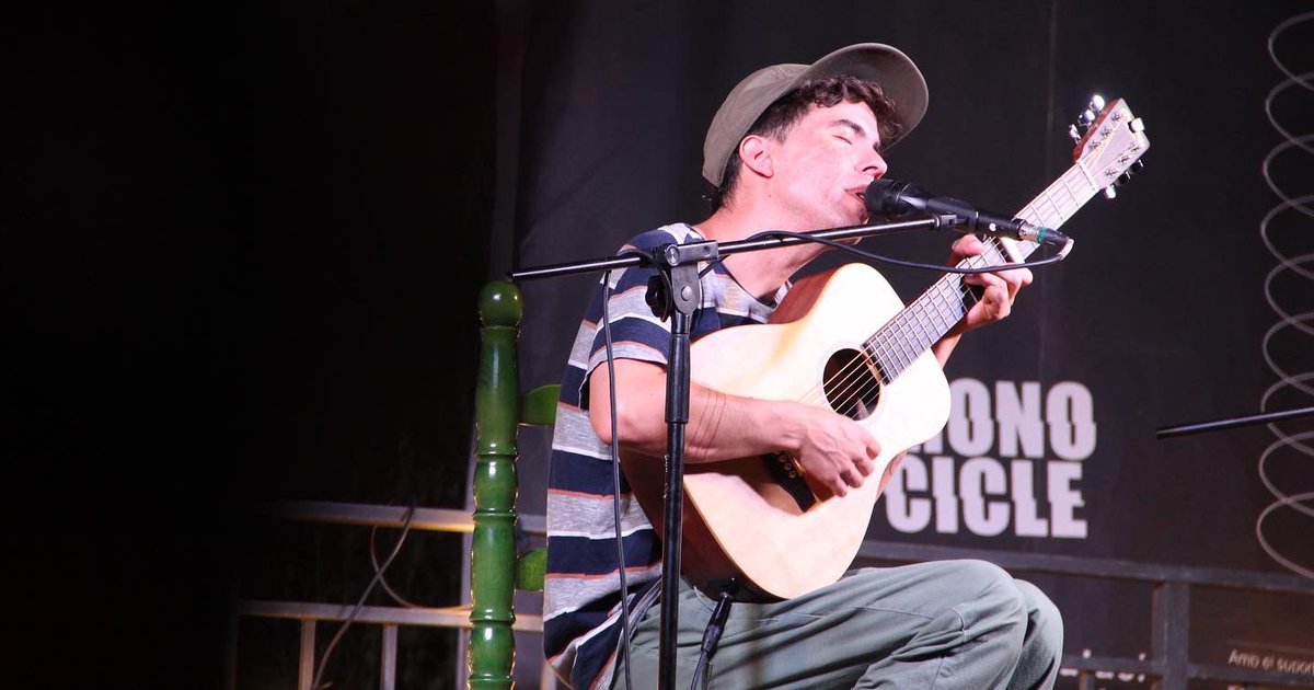 Ahir vam tancar una altra edició del festival i ho vam fer en un entorn immillorable a casa nostra, l'espai de l'entitat @elsxulius del carrer Major de Ribes.