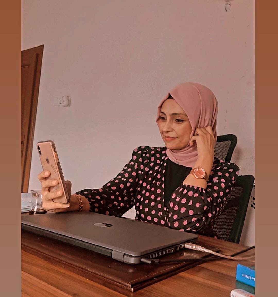 NmtHatay31's tweet photo. UNUTMA!  Yük olur muyum diye düşündüğün yere ait degilsin.
Kendini kısıtlamak zorunda hissettigin yere ait degilsin.
Anlatamadığın yere ait degilsin.
Anlaşılmadığın yere ait degilsin.
Kendini,kendin gibi hissetmedigin hiçbir yere ait degilsin.
Gurbetin de esaretin de bu yüzden… https://t.co/WMaLqe0d9E