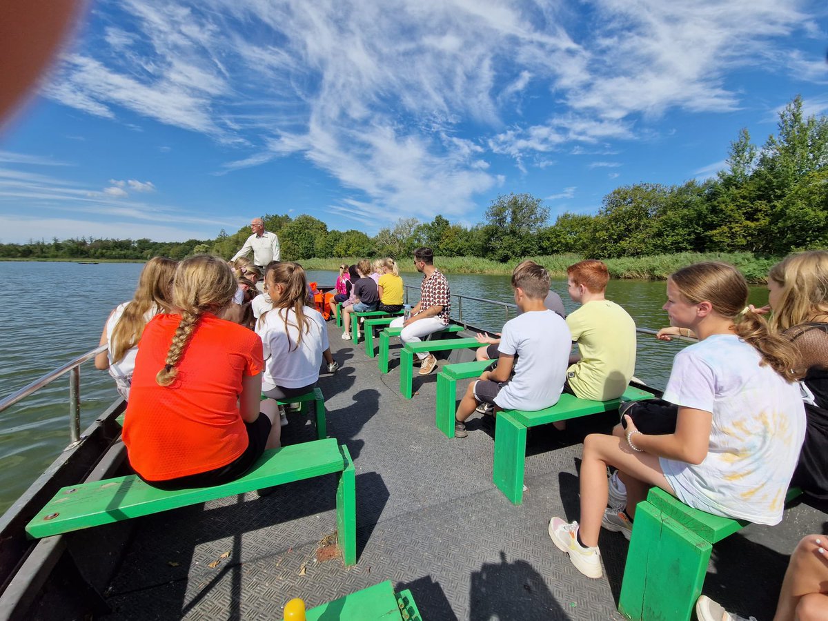 Emelwerda College tweet media