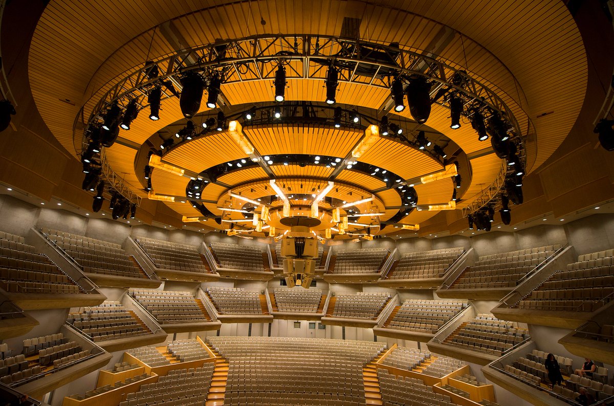 Can you hear it? Can you feel it? The 2022/23 season is just around the corner!

TSO musicians and staff are resting up this #LabourDay. We can't wait to see you in person at the concert hall! See you soon. 👀 🎻