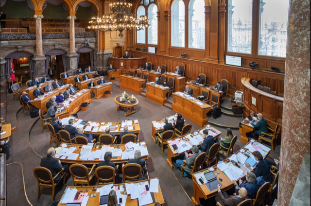 PSL_swissmilk's tweet photo. #swissmilk_news PSL salue la décision de la CER-E de mettre fin à la suspension de la PA22+ et de mener le dossier à une conclusion digne de ce nom, conformément aux propositions du Conseil fédéral. La mini-PA suggérée par ce dernier est un moyen judicieux d'y parvenir. #smp_psl https://t.co/msCma6BKO6