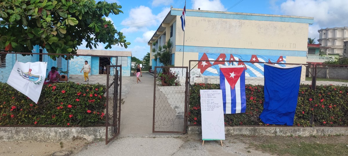 Escuela primaria Victor Díaz Oroquieta lista para el reinicio del curso 21-22, con su horario único para atender a los pionero, muchas felicidades