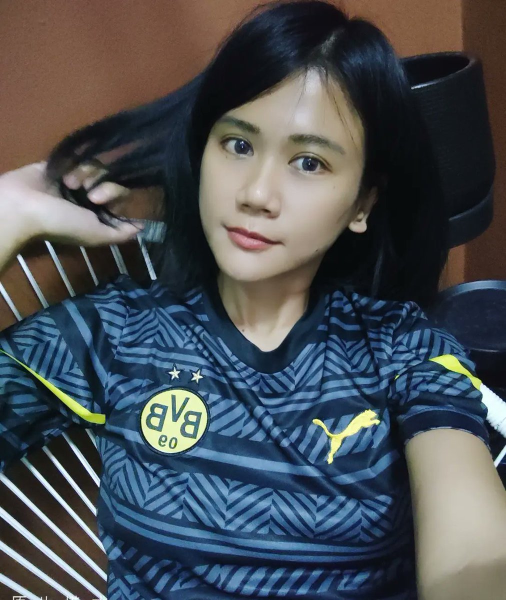 LadyRhino (@rhinonft) on Twitter photo 