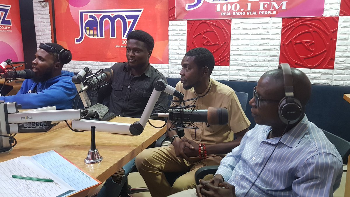 Jamz1001FM's tweet photo. Tune In Live To The Abula Junction π» Let Us Know What Your Electricity Status Is π«
.
.
#jamz1001fm #jamzfmibadan #abulajunction https://t.co/eaFXakIf1G