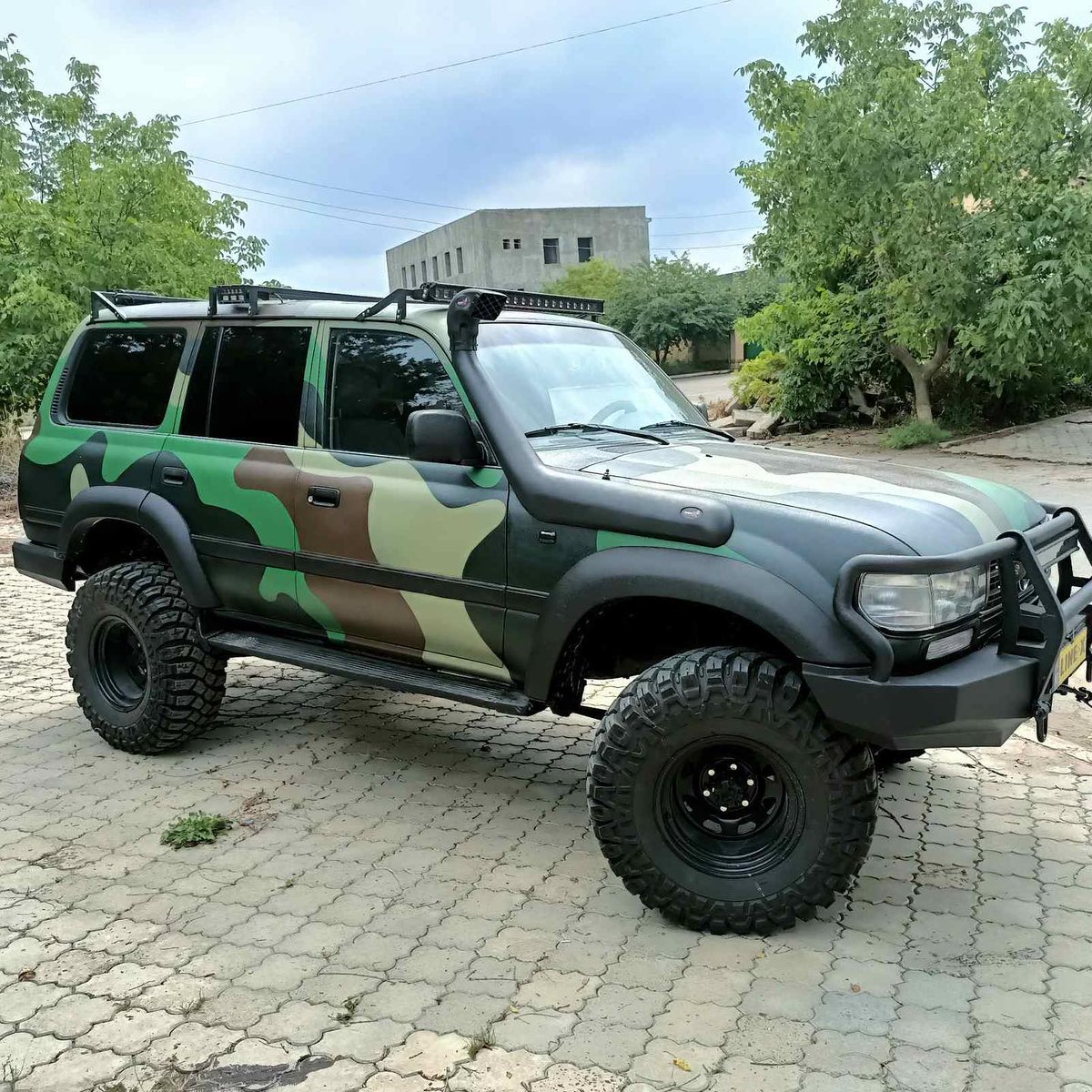 Linexukraina's tweet photo. Захисне покриття Line-X – простий рецепт, як змінити зовнішній вигляд вашого автомобіля, надавши йому безкомпромісну брутальність 💪 та назавжди захистивши від подряпин та іржі!

▶️ Записатися на фарбування за телефонами: 🇺🇦+ 380 50 572 2608, + 380… https://t.co/7ySB2ASYPJ https://t.co/EWMRSkGyFH