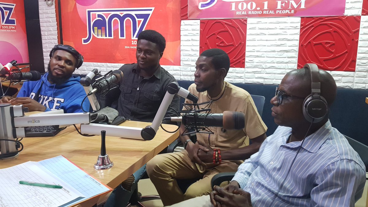 Jamz1001FM's tweet photo. Tune In Live To The Abula Junction π» Let Us Know What Your Electricity Status Is π«
.
.
#jamz1001fm #jamzfmibadan #abulajunction https://t.co/eaFXakIf1G