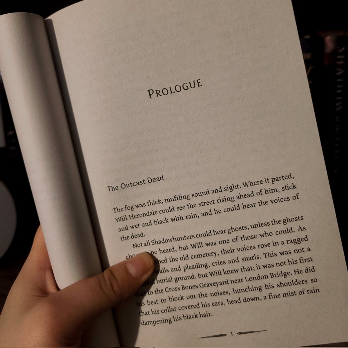 READShadowhunt's tweet photo. Happy Monday Nephilim!
Today is the first day in our #READShadowhunter schedule for Clockwork Prince. Are you joining?
@cassieclare @ShadowhunterBks https://t.co/XwJLXKv5uQ