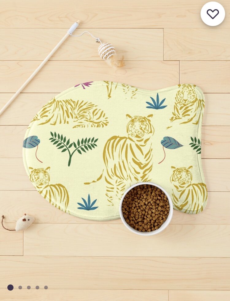 PetraKDesigns's tweet photo. Golden tiger roaming through the jungle cat mat. Perfect for the tiger in your life… #catmat #tiger #pets #petaccessory https://t.co/FRRU0I5Z6S https://t.co/3dkon8Xg39