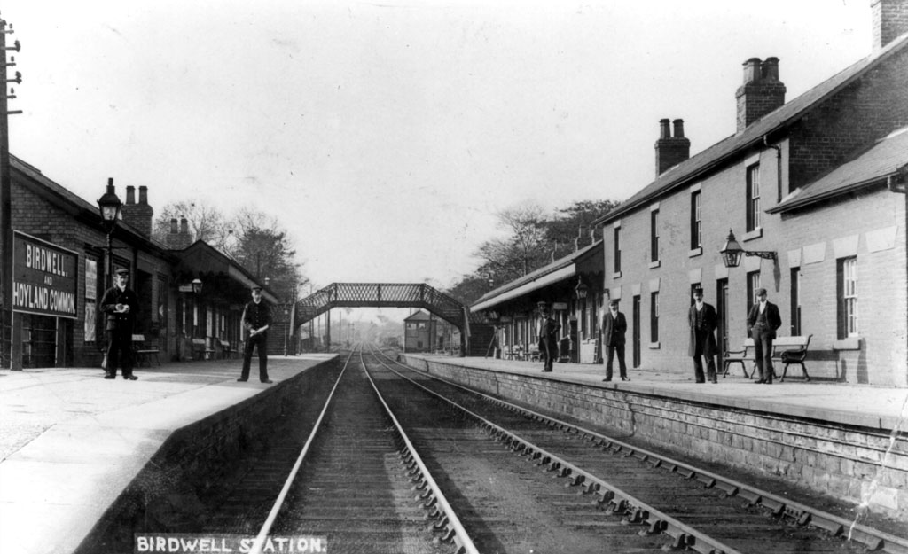EBMuseum's tweet photo. #BarnsleyPlaces - Birdwell - A throwback to a cycling exhibition @BarnsArchives in 2014 are any of our followers part of the Birdwell Wheelers?

Also on a transport theme a photograph of Birdwell station in 1911 #BarnsleyHeritageMonth https://t.co/Kx6Rqd9Q79